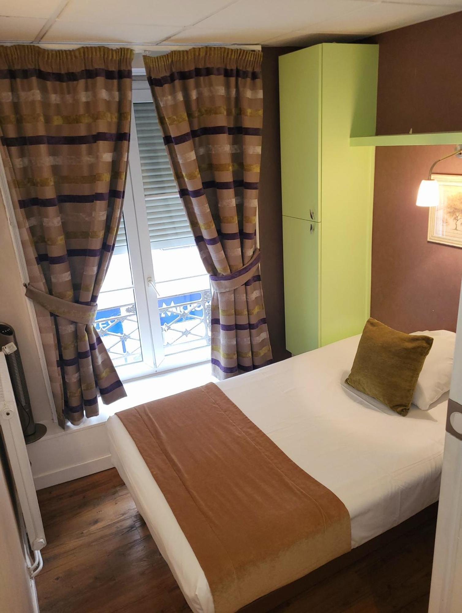 Hotel Du Dauphin Lyon Ngoại thất bức ảnh