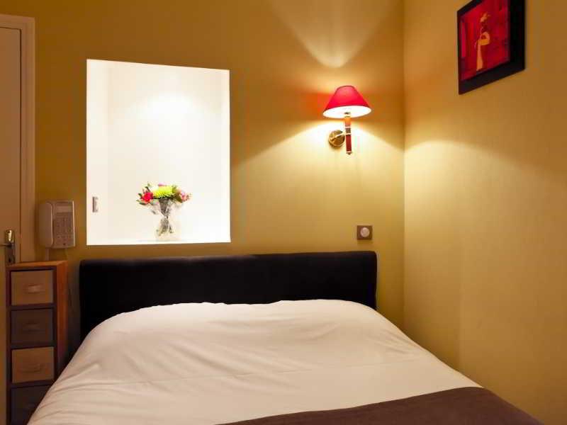 Hotel Du Dauphin Lyon Ngoại thất bức ảnh