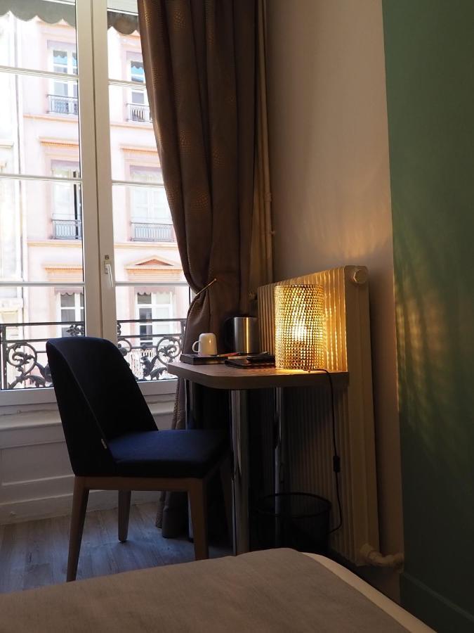 Hotel Du Dauphin Lyon Ngoại thất bức ảnh